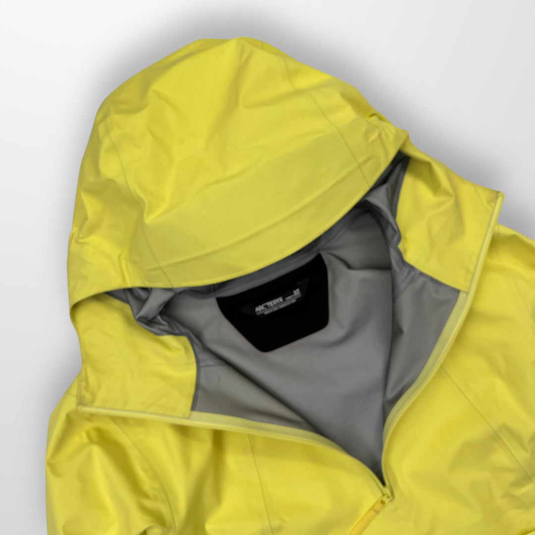 Arc'Teryx Venda Anorak Gore-Tex Jacket In Yellow