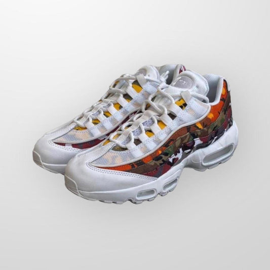 Nike Air Max 95 ERDL Party Trainers In White / Muliti-Coloured Camo