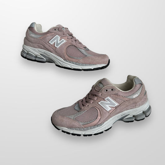 New Balance 2002R Trainers In Cherry Blossom Powder / Pink