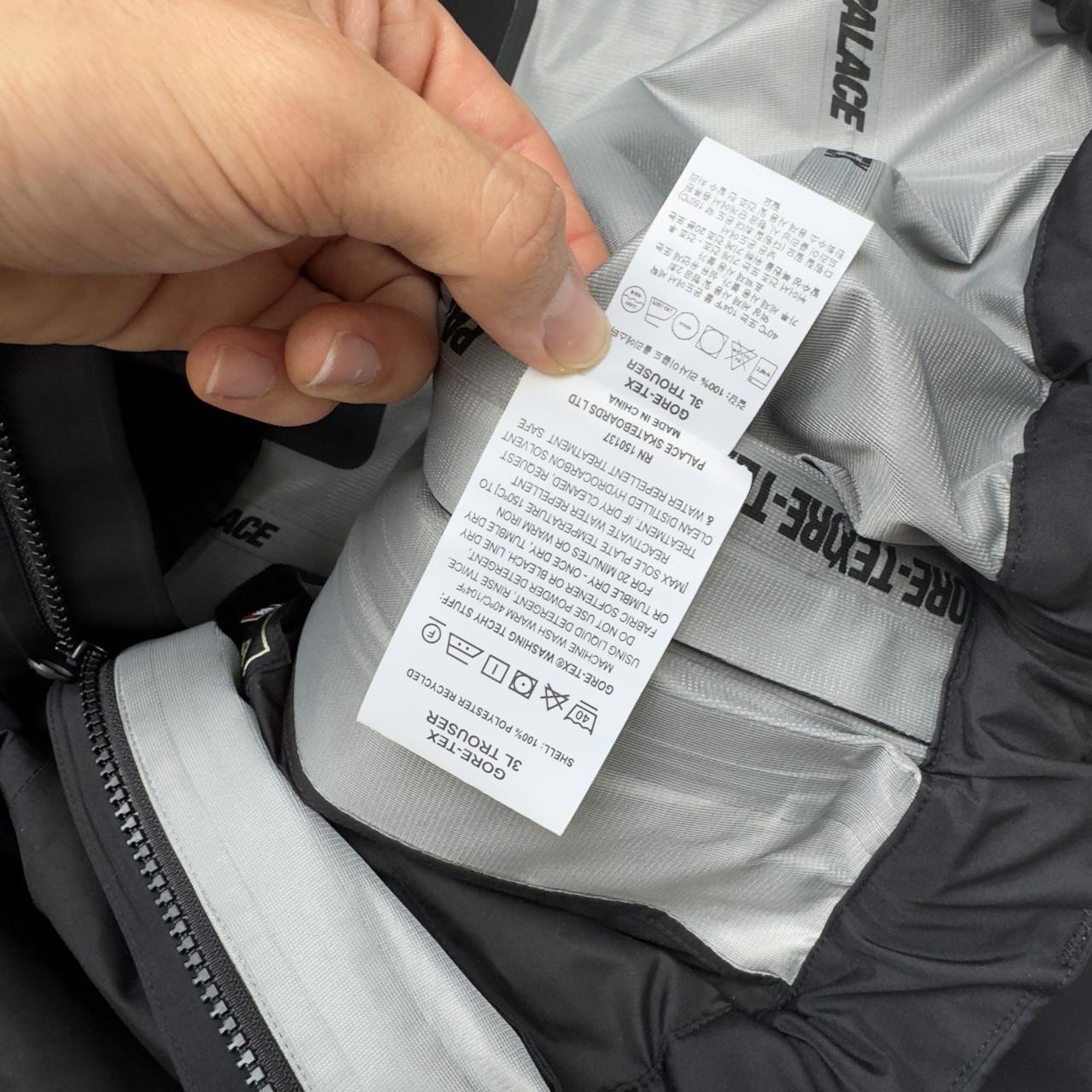 Palace Gore-Tex 3L Trousers In Black