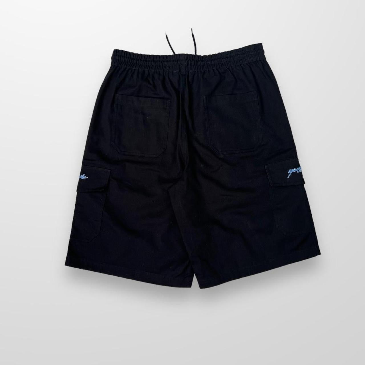 Yardsale Cargo Shorts In Black & Blue