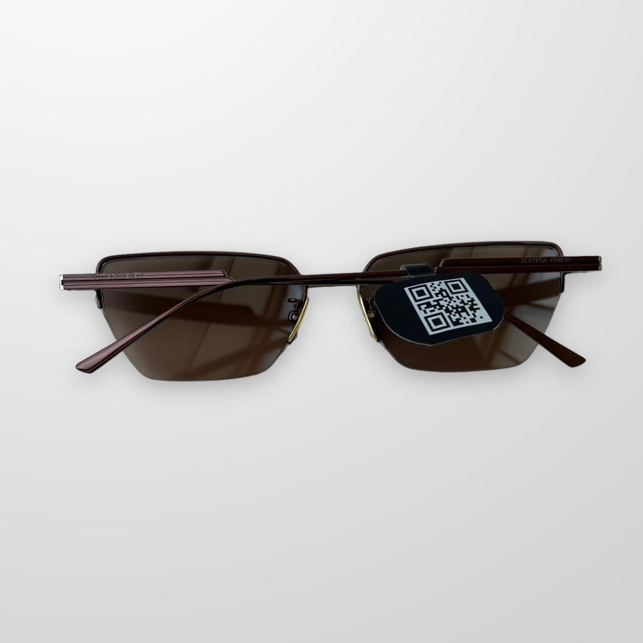 Bottega Veneta DNA Sunglasses In Brown