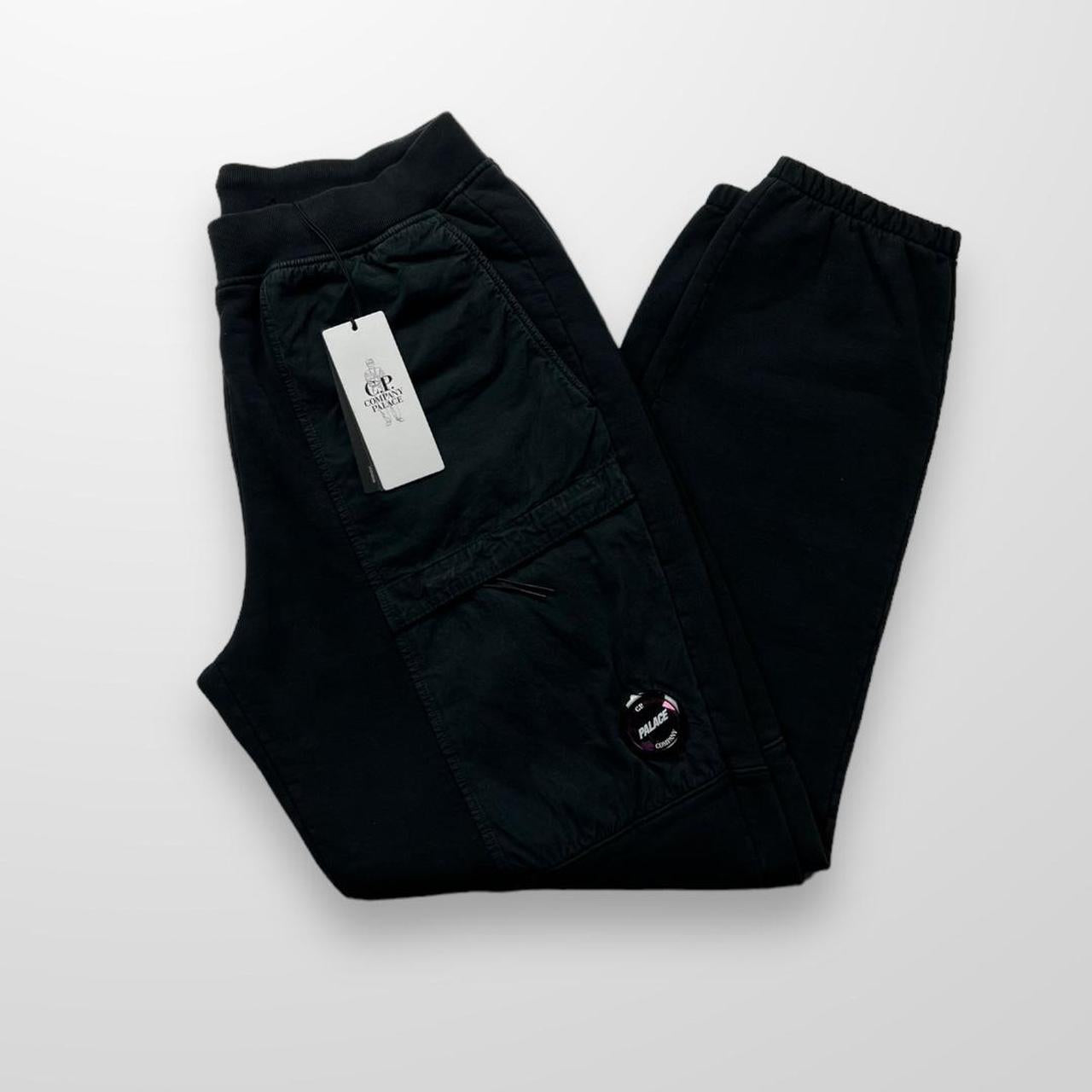 CP Company x Palace Sweatpants In Black