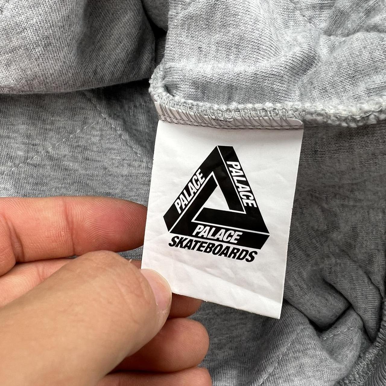 Palace finger outlet hoodie