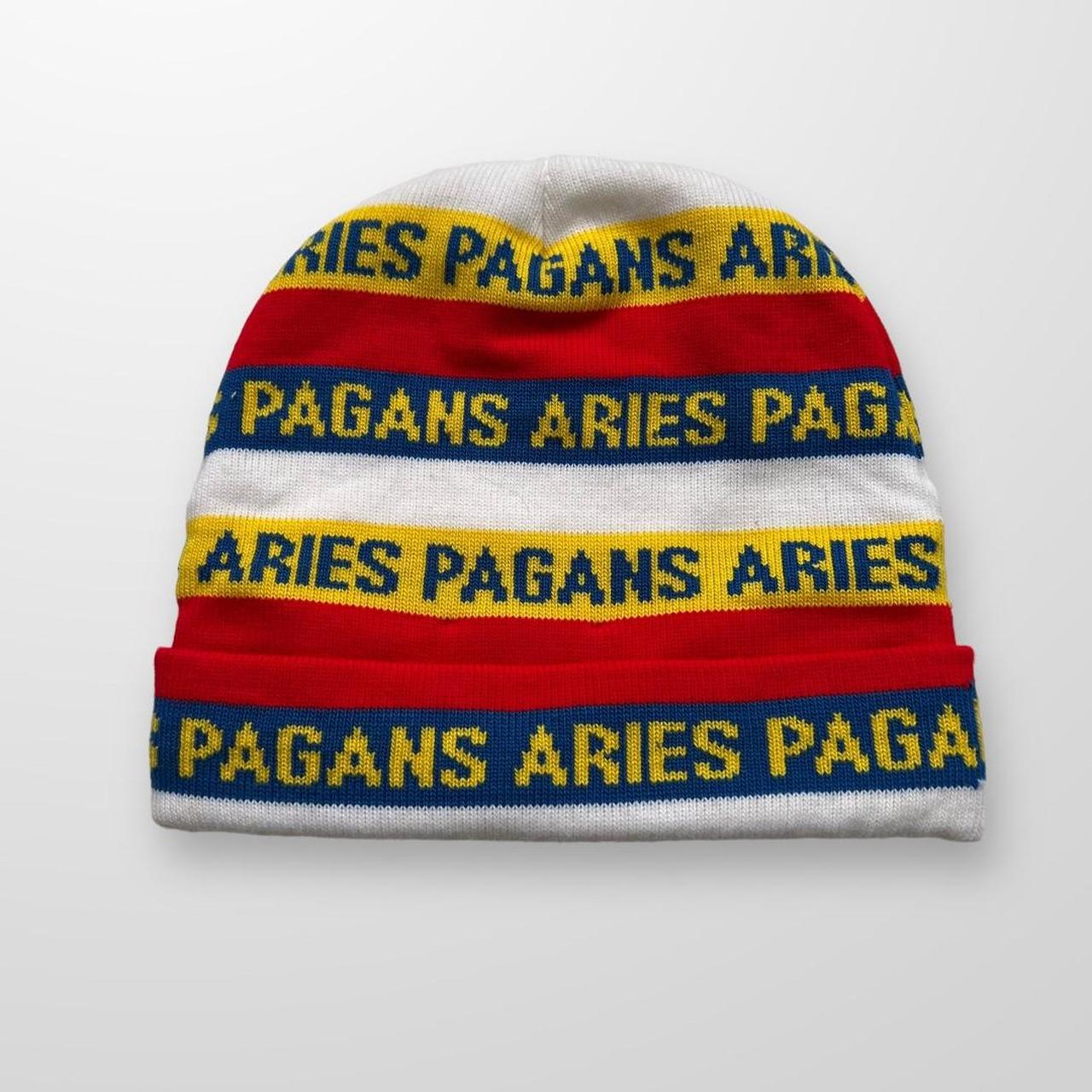 Aries Pagans Beanie In Red