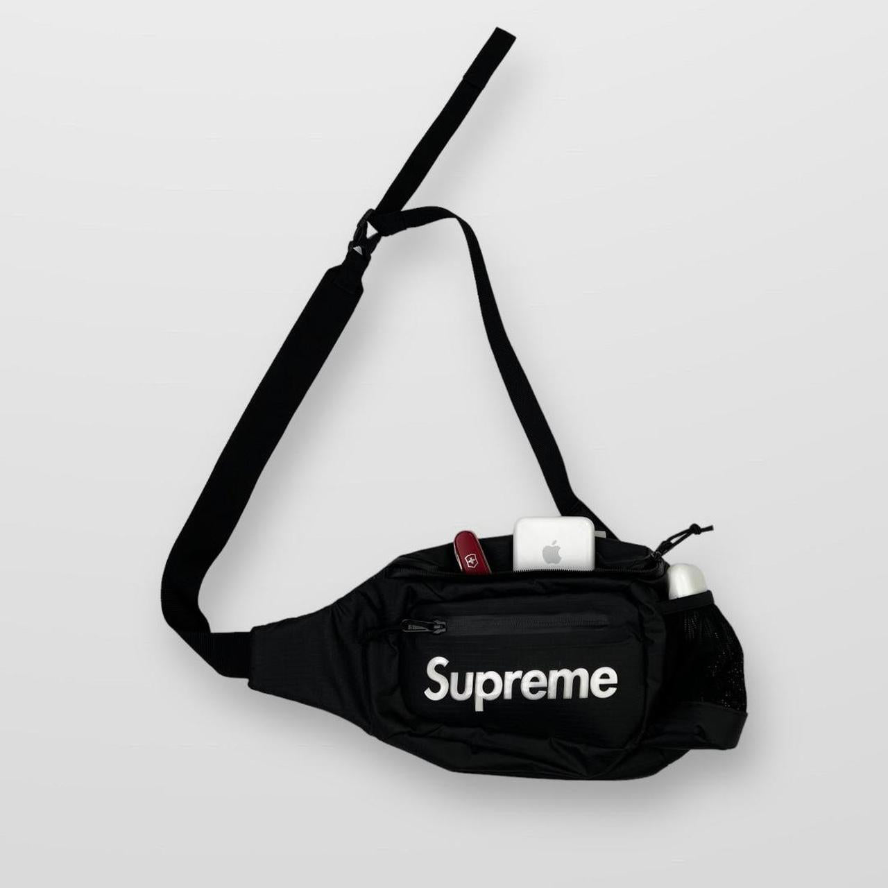 Supreme Sling Bag In Black