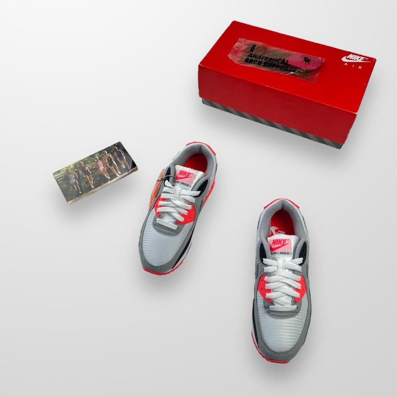 Nike Air Max 90 Infrared Trainers