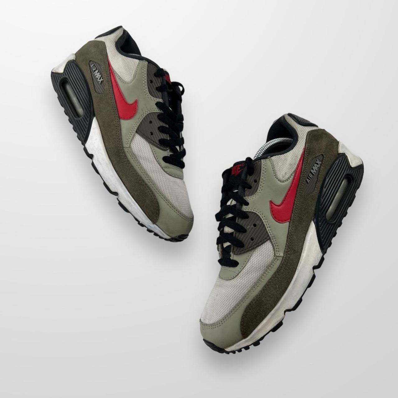 Nike Air Max 90 Trainers In 'Beige Chalk'