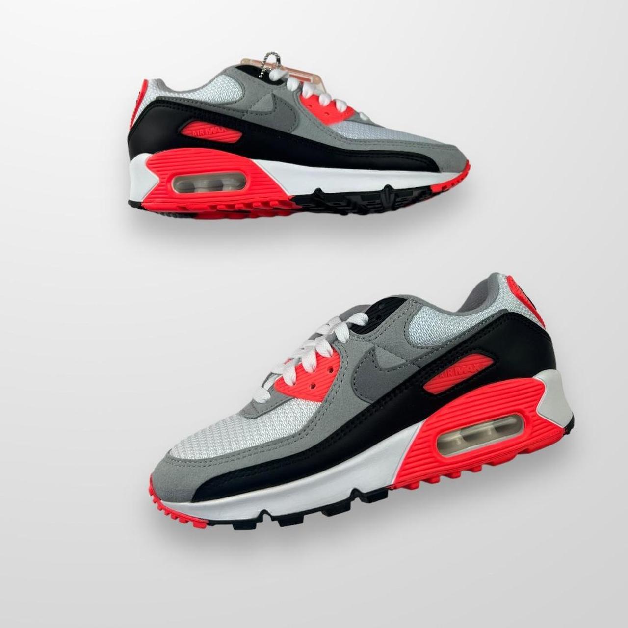 Nike Air Max 90 Infrared Trainers