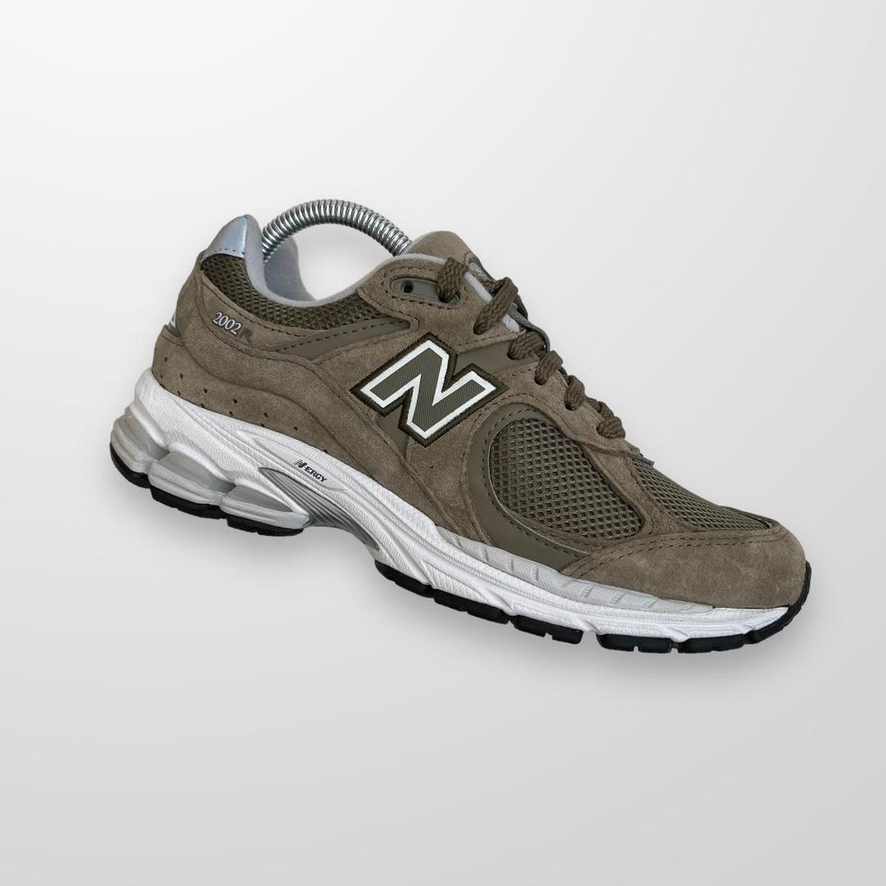 New Balance 2002R Trainers In Olive Green