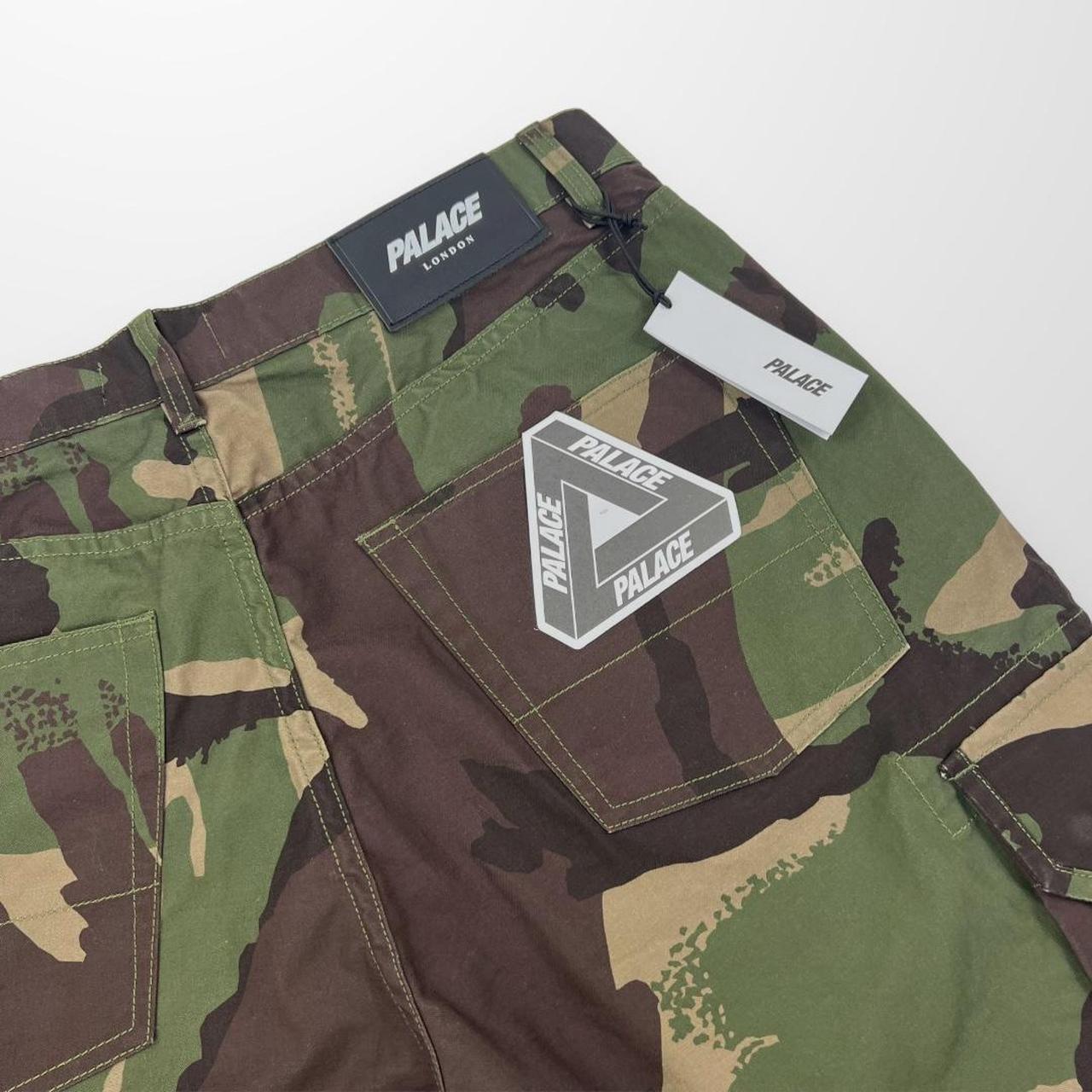 Palace Baggy Cargo Shorts In Camo